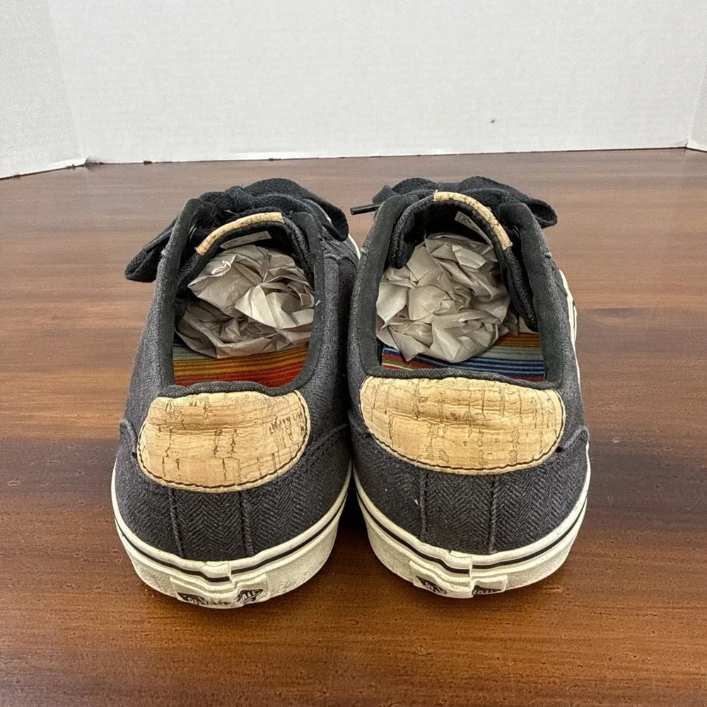 Men's Vans Bishop Low-Top Charcoal Shoes Gum Sole Size 9‎